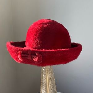 Vintage Deborah Exclusive Red Luxurious Soft Wool Hat with Bow